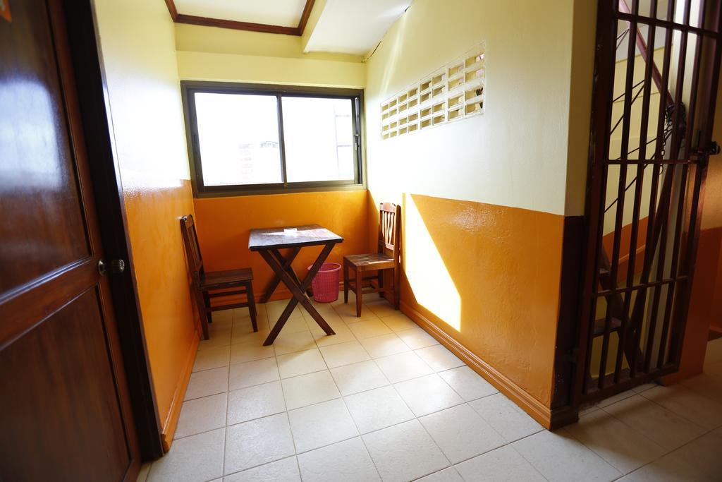 Intouch Guest House Vientiane Eksteriør bilde